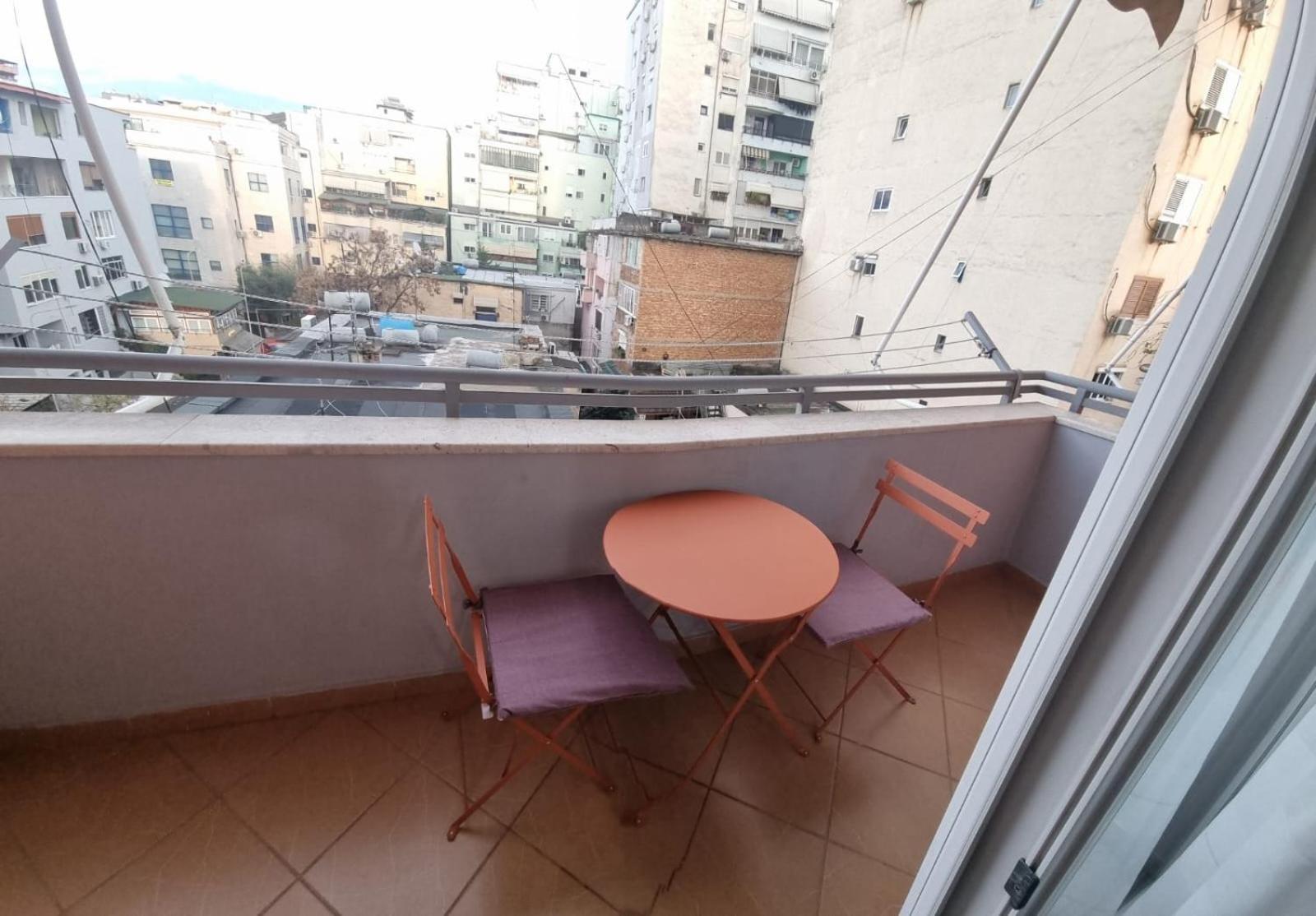 Nevila'S Apartment Tirana Zewnętrze zdjęcie